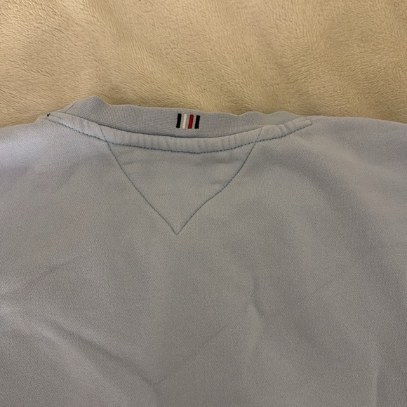 tommy hilfiger sweater - Picture 2 of 3